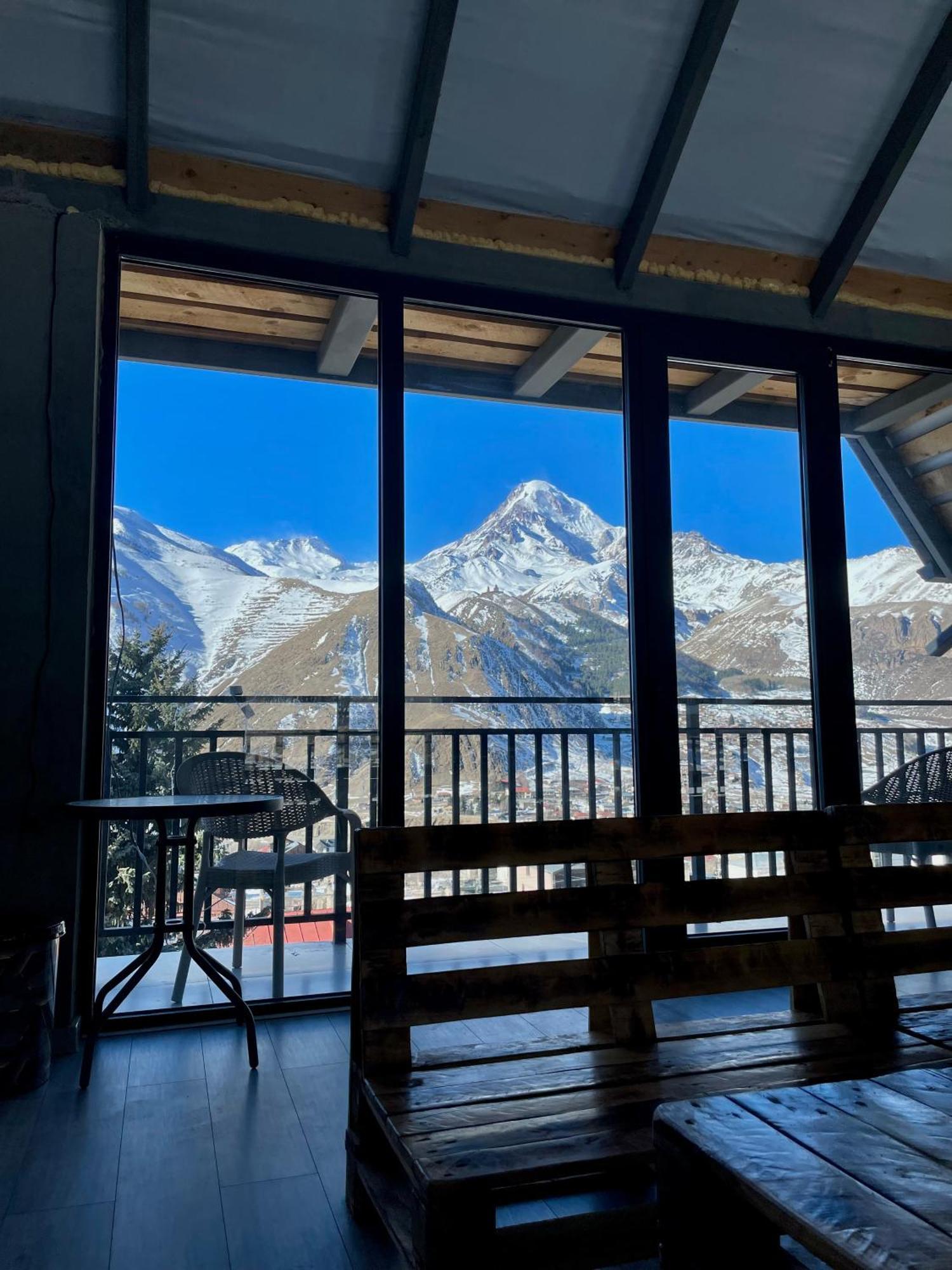 Planet Kazbegi Hotel Exterior photo